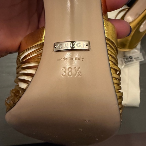 Gucci Women's Crawford Metallic Leather Sandals 38.5 - Picture 11 of 16